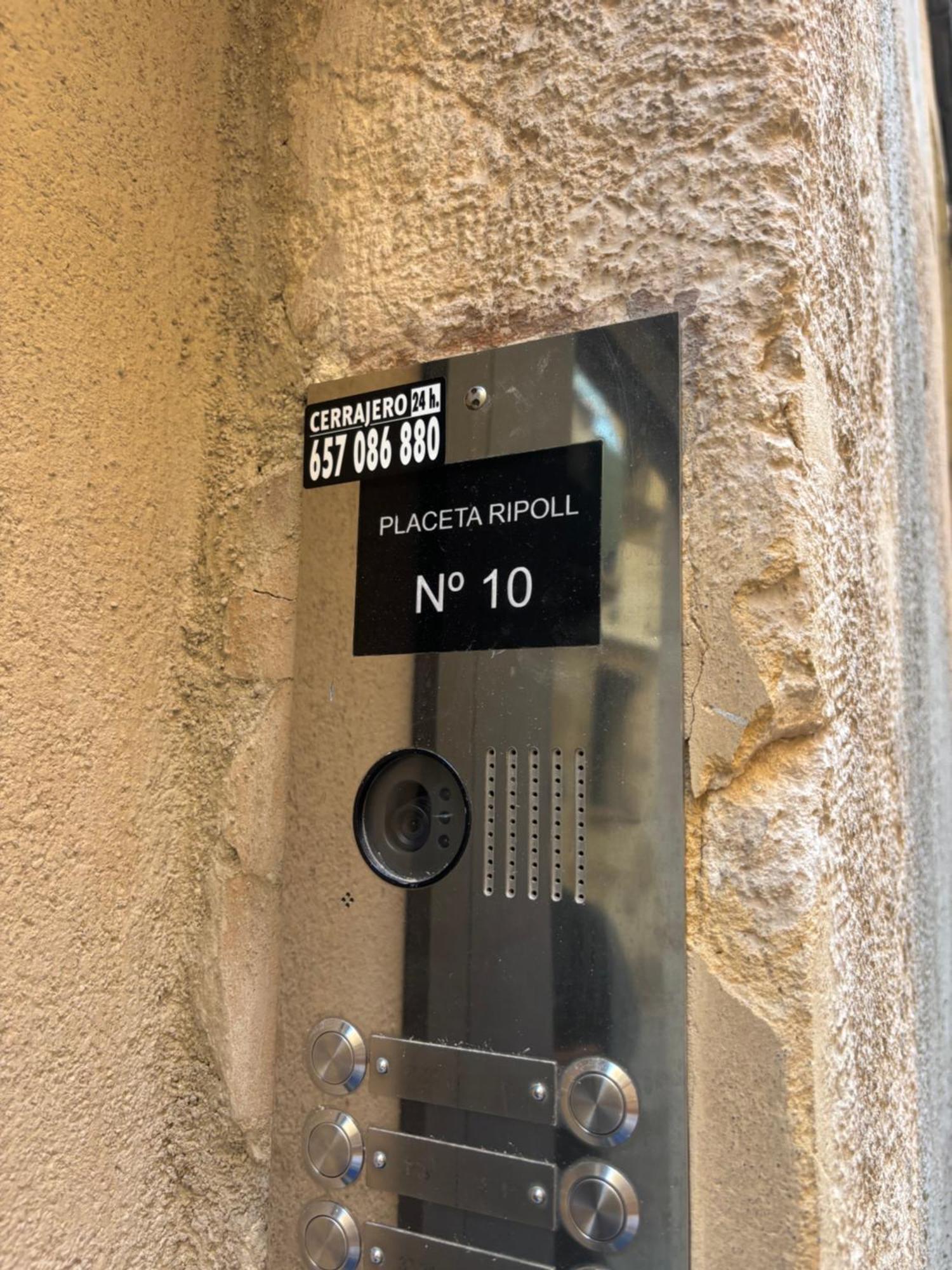 Oh La La Apartment Tarragona Exterior photo